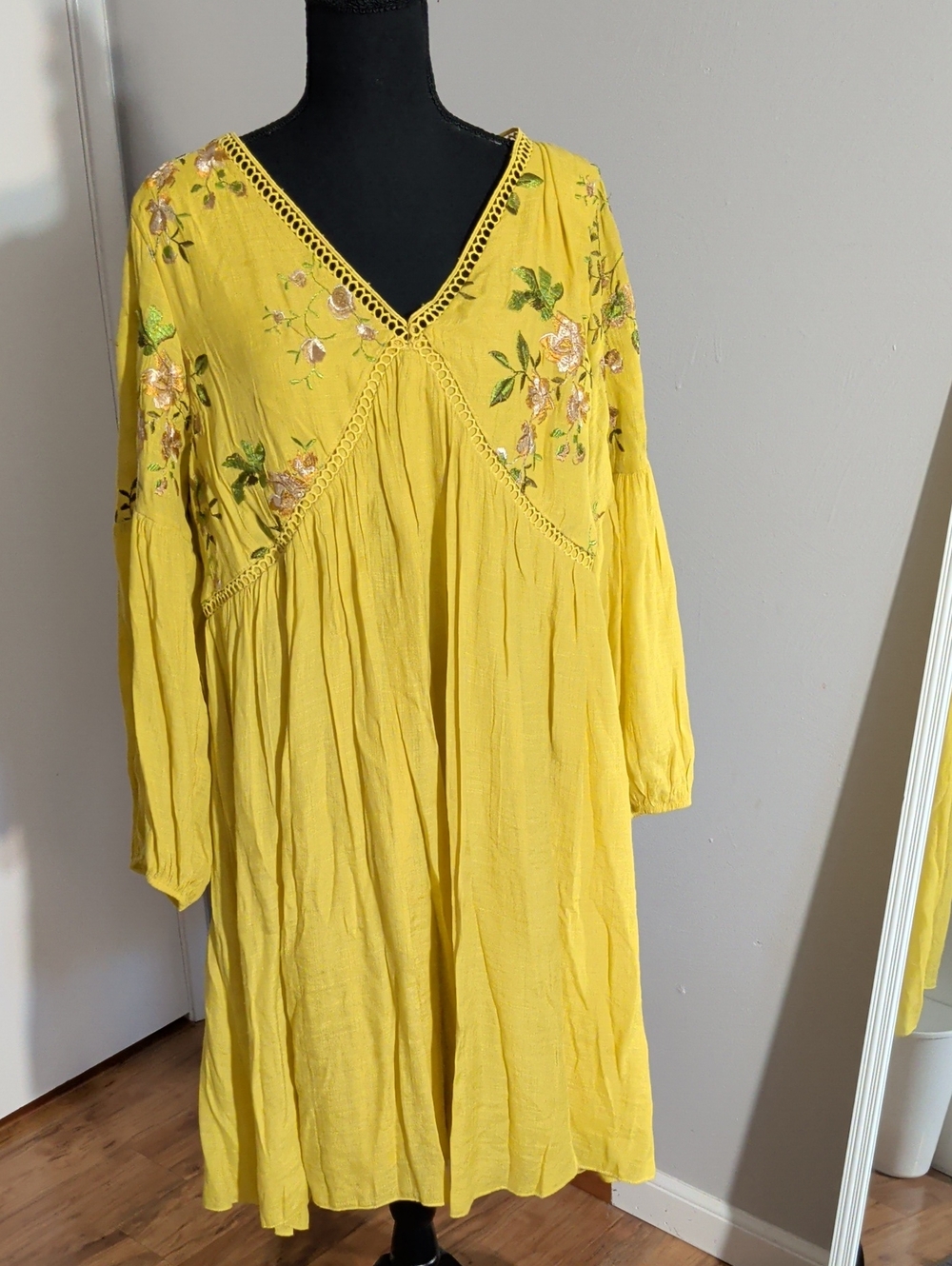 Yellow Embroidered V-Neck Midi Dress 2X
